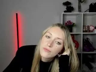 Camsoda Adult Webcams of evelynblond