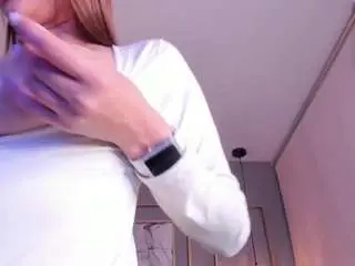 Camsoda Adult Webcam of viky-petitee