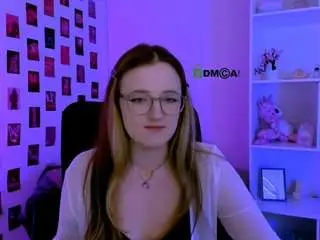 Camsoda Sex Cam of caroline-rose
