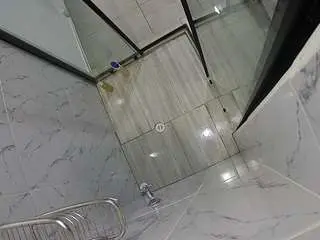Camsoda Private Sex Chat of voyeurcam-jb-shower-2