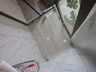 Camsoda Private Sex Chat of voyeurcam-jb-shower-2
