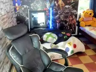 Camsoda Sex Cam of eddycopers