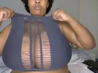 Camsoda Adult Webcam of bustyafribabe