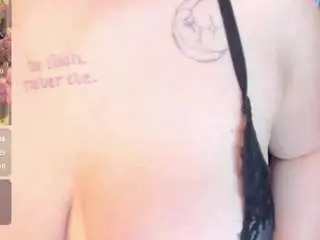 Camsoda Sex Chat of veroniica-hill