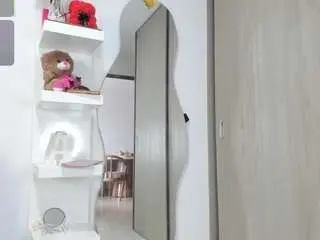 Camsoda Best Webcam of queen-antonella-oficial