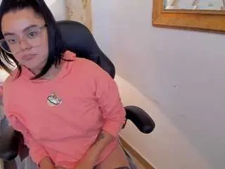 Camsoda Adult Video Chat of perlawatson