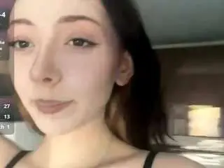 Camsoda Sex Cam of rowenamasias