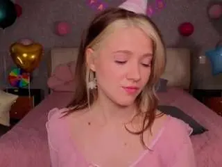 Camsoda Live Sex Cam of luna-morris