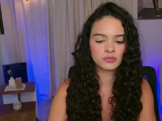 Camsoda Free Live Porn of maravelvett