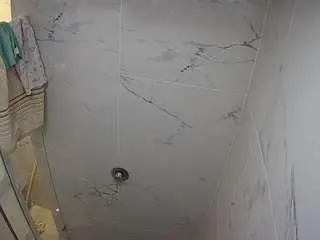 Camsoda Free Live Porn of voyeurcam-casa-salsa-bathroom-11