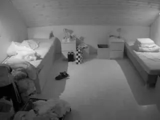 Camsoda Watch Live Sex Cams of voyeurcam-julmodels-greybed-3