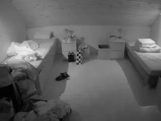 Camsoda Free Porn Cam of voyeurcam-julmodels-greybed-3