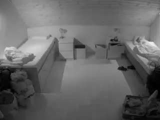 Camsoda Sex Cam of voyeurcam-julmodels-greybed-3