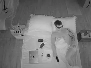 Camsoda Adult Webcams of voyeurcam-celticiron-01
