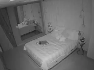 Camsoda Nude Webcam of voyeurcam-casa-salsa-bedroom-2