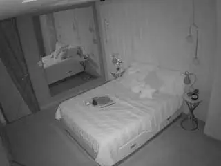 Camsoda Live Porn of voyeurcam-casa-salsa-bedroom-2