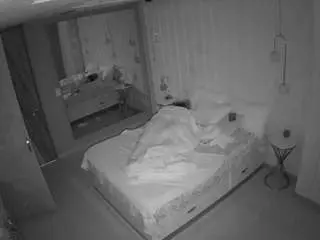 Camsoda Sex Chat of voyeurcam-casa-salsa-bedroom-2