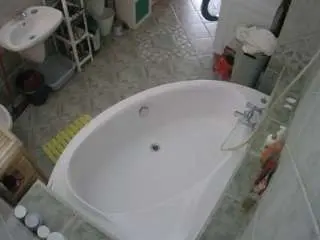 Camsoda Live Sex of voyeurcam-julmodels-bath-1st-1