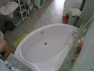 Camsoda Free Live Porn of voyeurcam-julmodels-bath-1st-1