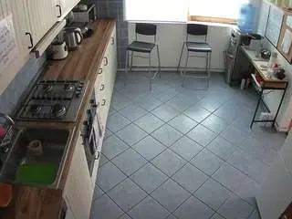 Camsoda Best Webcam of voyeurcam-julmodels-kitchen-2