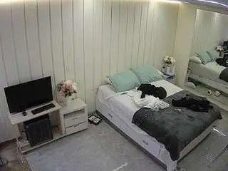 Camsoda Live Sex of voyeurcam-casa-salsa-bedroom-5