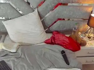 Camsoda Watch Live Sex Cams of slut-milf