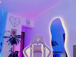 Camsoda Best Webcam of honey-flawless