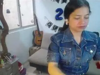 Camsoda Sex Cam of amaia-t