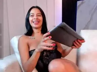 Camsoda Watch Live Sex Cams of saracorraless