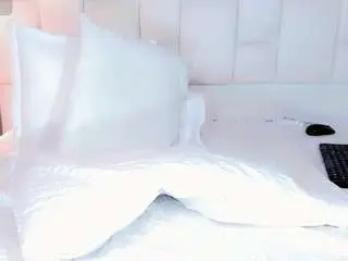 Camsoda Live Sex Cam of naughty-sexy-girrl