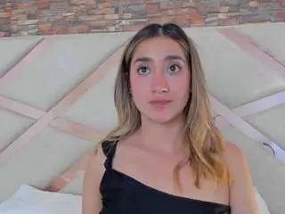 Camsoda Adult Webcam of lucy-davies