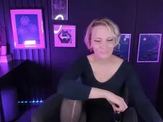 Camsoda Private Sex Chat of annaqueenmuse