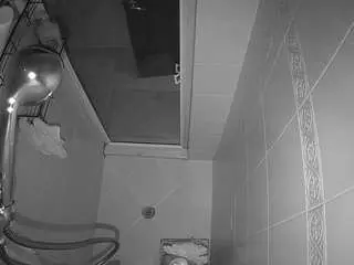 Camsoda Free Porn Cam of voyeurcam-baileybase-shower
