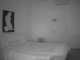 Camsoda Private Sex Chat of voyeurcam-julmodels-reallife-2