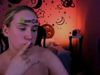 Camsoda Adult Video Chat of mary-meow-hot