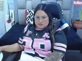 Camsoda Free Porn Cam of evelinzaens