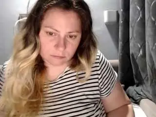 Camsoda Free Live Porn of candycream17