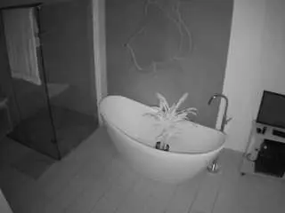 Camsoda Adult Video Chat of voyeurcam-casa-salsa-bathroom-5