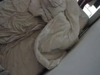 Camsoda Watch Live Sex Cams of voyeurcam-julmodels-whitebed-4