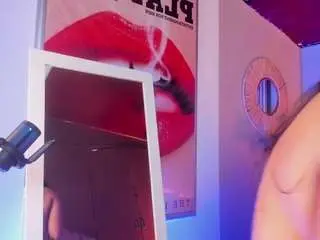 Camsoda Nude Webcam of ann-rosse