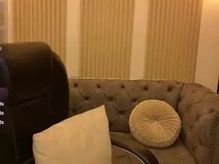 Camsoda Free Porn Cam of nana-snow