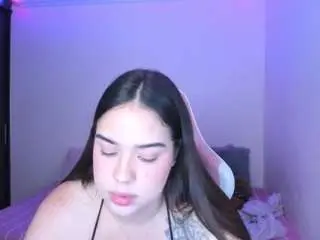 Camsoda Nude Webcam of amber-duran