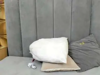 Camsoda Watch Live Sex Cams of melani-dream