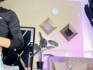 Camsoda Live Sex Cam of evelynrousse