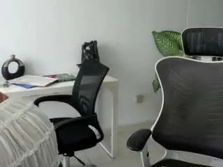 Camsoda Sex Cam of emilybrowm