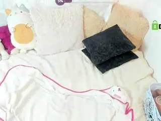Camsoda Adult Webcam of hallestrawberry