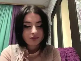 Camsoda Free Porn Cam of yvonneberkovitz