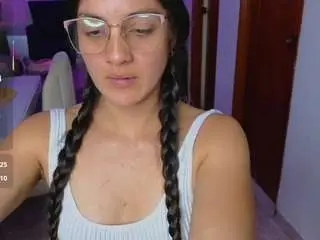 Camsoda Watch Live Sex Cams of sweetsara2