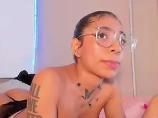 Camsoda Live Sex Cam of scarlet-vixen