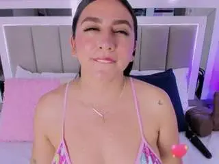 Camsoda Adult Webcam of laurasmith-1